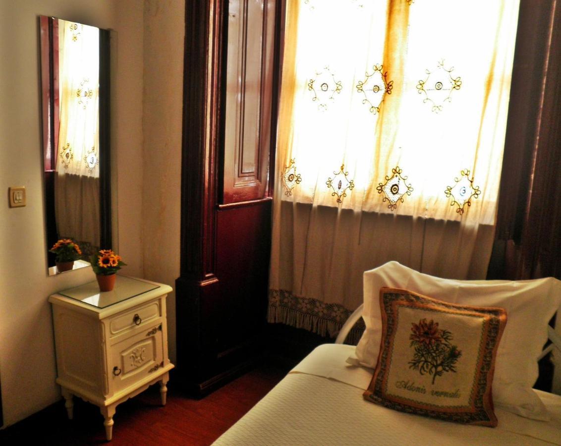 Hôtel Pensao Flor De Coïmbre Chambre photo