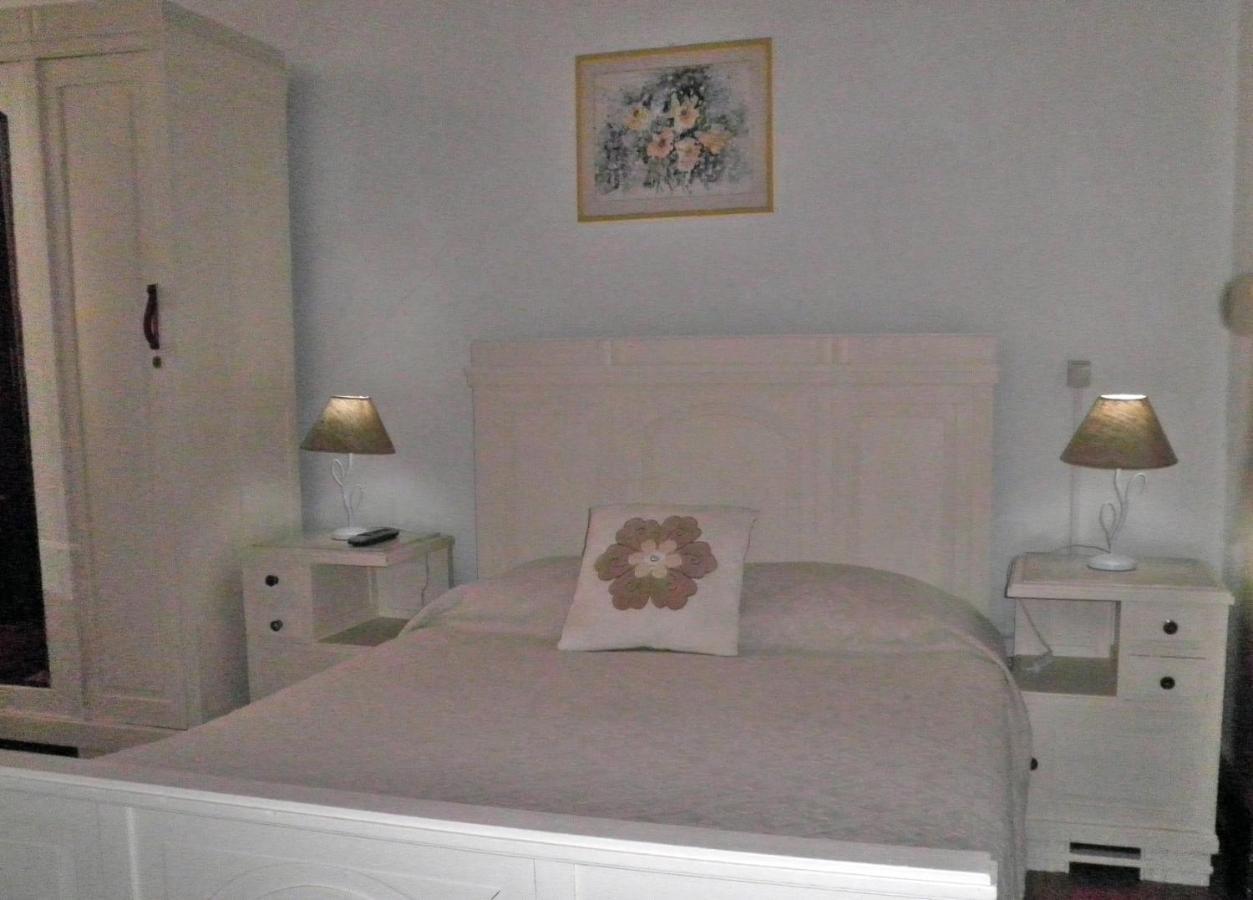 Hôtel Pensao Flor De Coïmbre Chambre photo